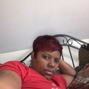 Meet your Posher, Tomeka